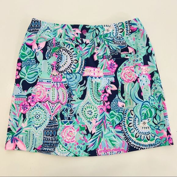 Lilly Pulitzer Daphne UPF 50 Golf Skort Luxletic Multi Lookin Sharp 8 New - Picture 2 of 3